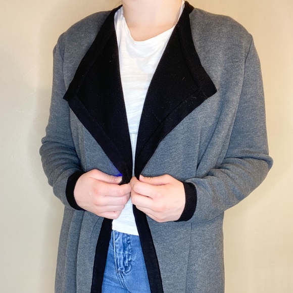 Ann Klein Grey Cardigan - Picture 5 of 7